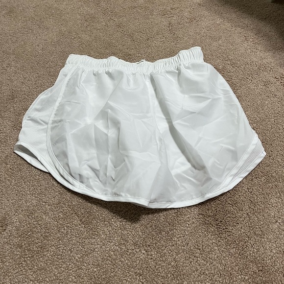 White Nike running shorts - Picture 2 of 3